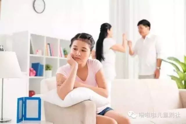 俞敏洪对话杨澜:让孩子看到父母在过快乐的人生