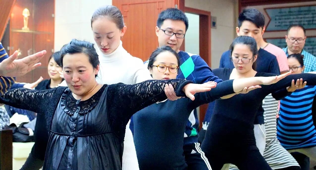 女人怀孕了,老公更不能闲着! 宝妈宝爸一起“孕动”,宝宝更健康-怀孕期