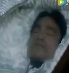 李小龙、黄家驹葬礼现场.
