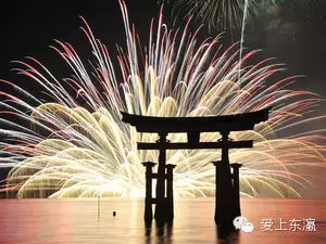 【広島県】宮島水中花火大会