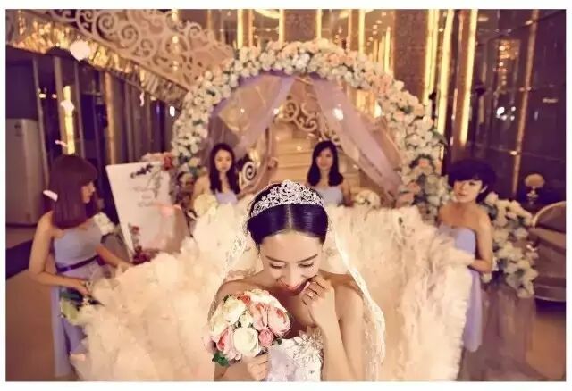 黄晓明baby、周杰伦昆凌、吴奇隆刘诗诗,他们的婚礼竟然...