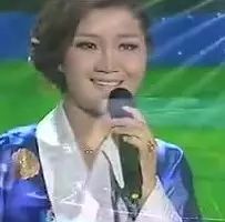 【草原歌曲】降央卓玛深情演唱《我和草原有个约定》 好听...