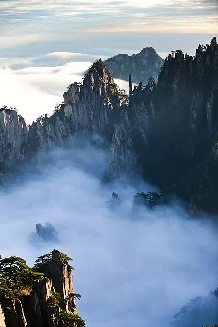 始信峰,到了这里,才开始相信,传说中的黄山之美.