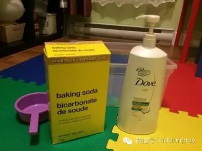 【科学】玩转小苏打：人造雪--冰激凌过家家--彩色发泡试验