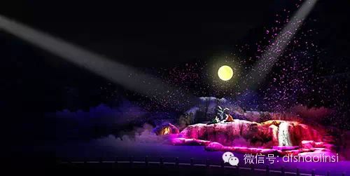 少林延鲁武术学校主力演出的《天下情山》画面