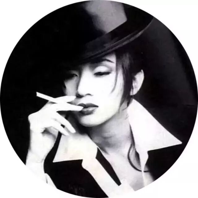 梅艳芳给刘德华打100分,而刘德华给了梅艳芳一个不及格的分数