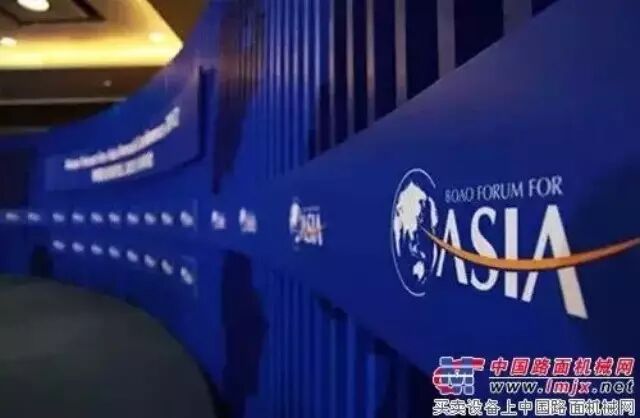 三一重工挖掘机_2015年三一重工gdp(3)