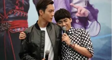 听说李易(政)峰(委)最近很红,那就扒一下