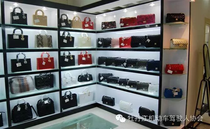 朋友圈满满的高仿A货？揭开高仿奢侈品热销背后的秘密 - 小轻秀场