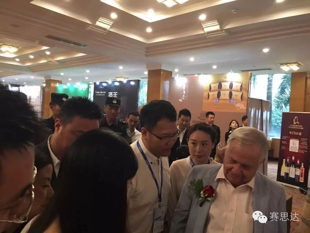 燃氣烤爐,旋轉爐,熱風循環爐,冷凍醒發箱,起酥機,組合爐-賽思達-世界級烘焙設備品牌