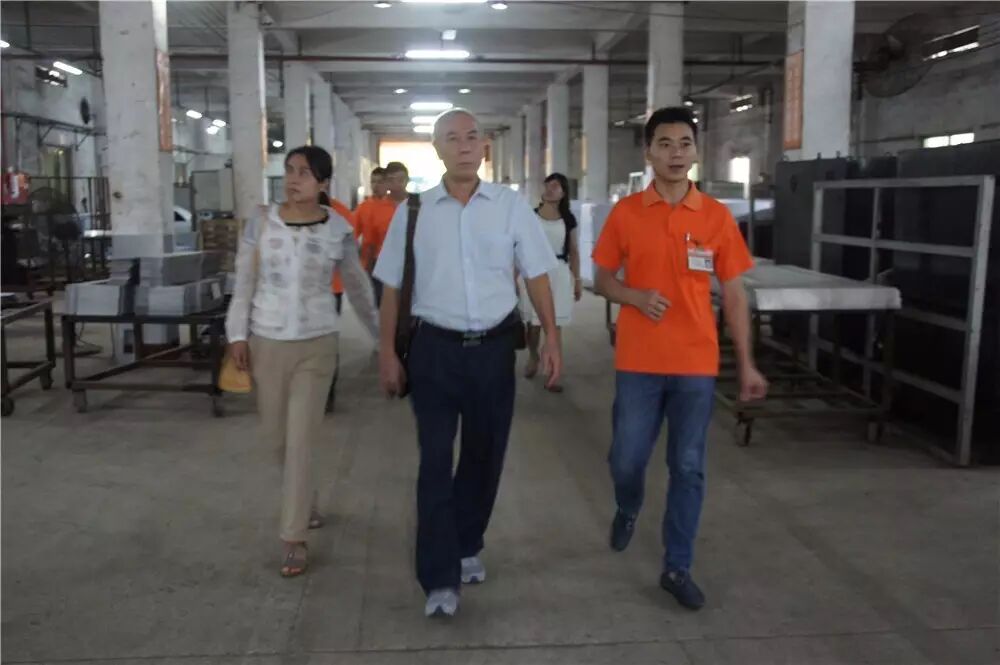 燃氣烤爐,旋轉爐,熱風循環爐,冷凍醒發箱,起酥機,組合爐-賽思達-世界級烘焙設備品牌