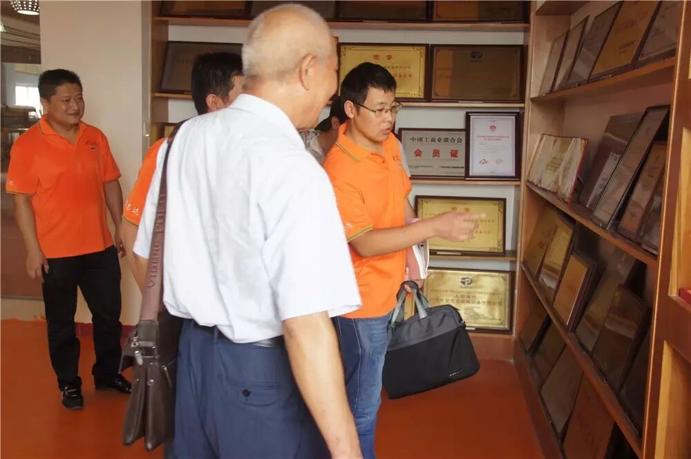 燃氣烤爐,旋轉爐,熱風循環爐,冷凍醒發箱,起酥機,組合爐-賽思達-世界級烘焙設備品牌