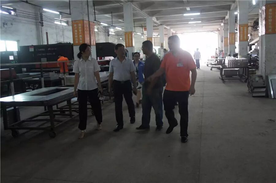 燃氣烤爐,旋轉爐,熱風循環爐,冷凍醒發箱,起酥機,組合爐-賽思達-世界級烘焙設備品牌