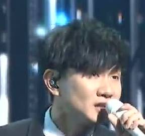 ♬现场  林俊杰《修炼爱情+可惜没如果》