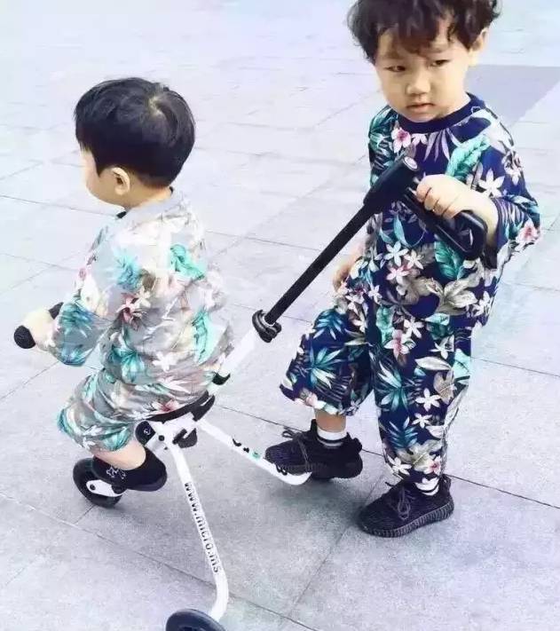 二胎时代,瞄准便携手推车市场!-怀孕期