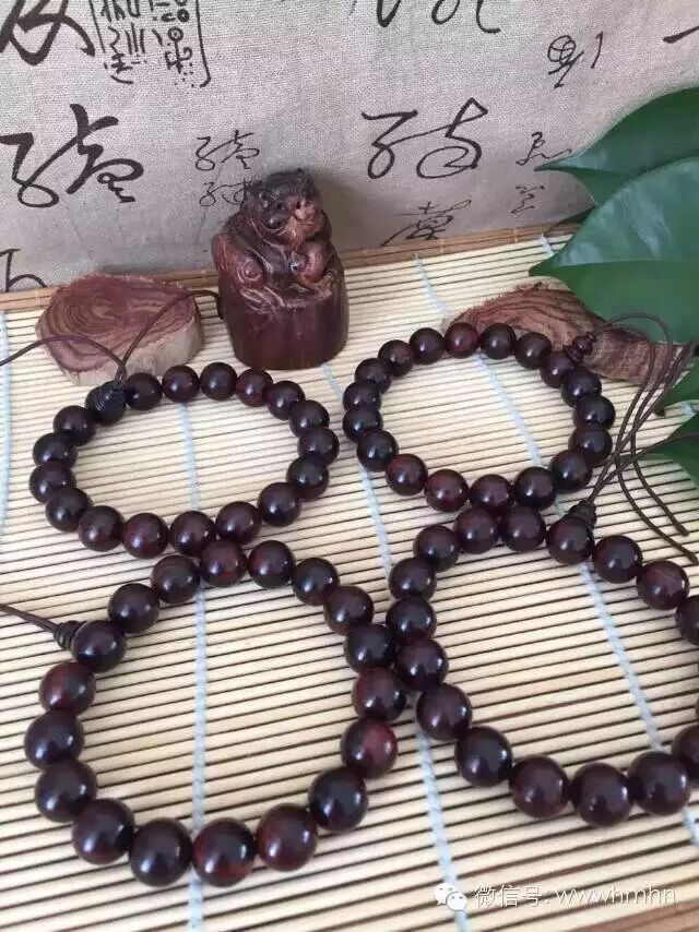 海南黄花梨中尊贵的紫油梨