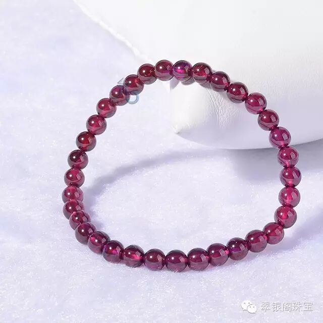 【水晶知识】孕妇可以戴水晶吗?要二胎的你还不赶快学习下!-怀孕期