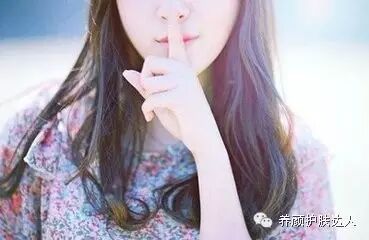 高圆圆 赵薇这样穿,瞬间变成20岁少女!!