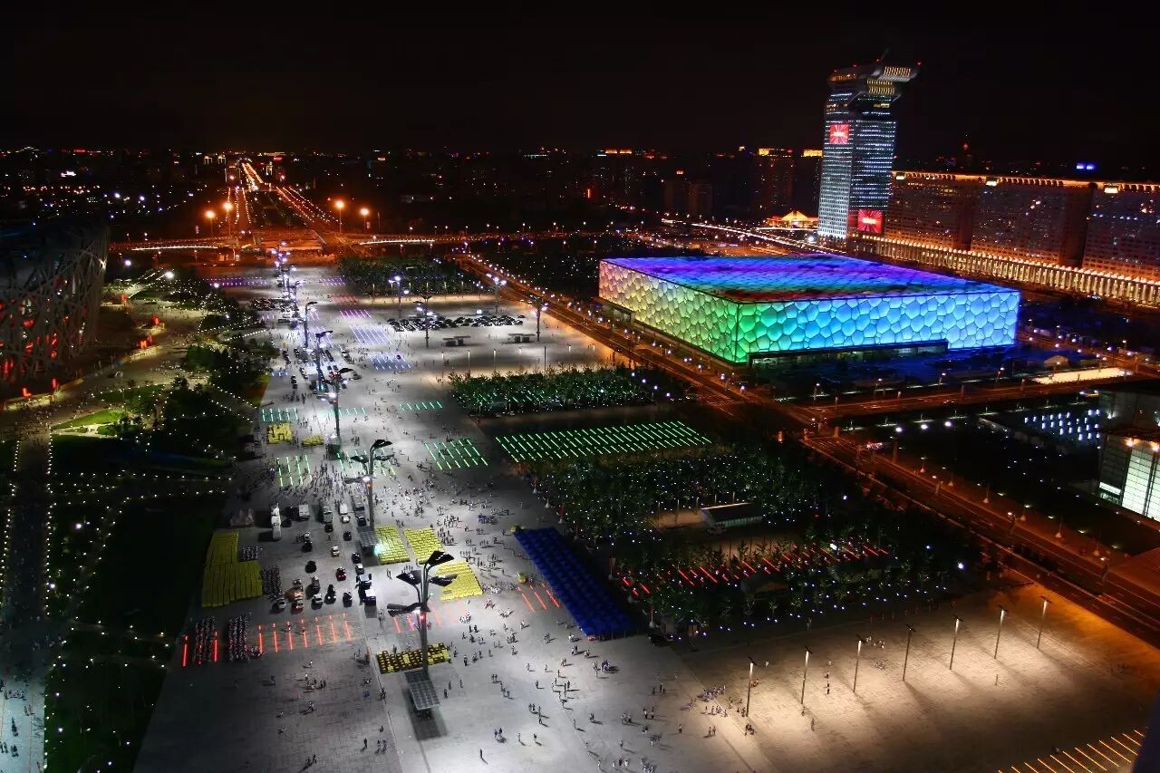 雷士，以光见证世界