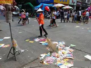 傳單印刷工序工藝流程_廣告?zhèn)鲉斡∷r格_傳單印刷市場價