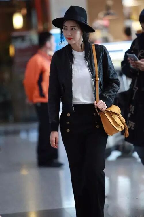 【女魅】高圆圆刘诗诗开启巴黎看秀旅程,机场Look美!...