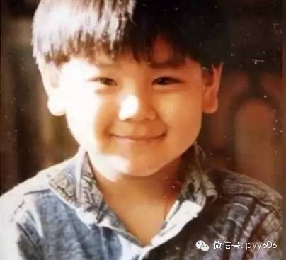 贾乃亮宋仲基彭于晏胡歌 扒一扒男星童年照谁最萌