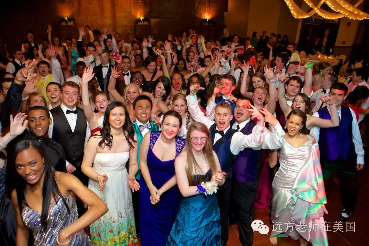 远方：毕业舞会，美国高中生的成人礼和狂欢节