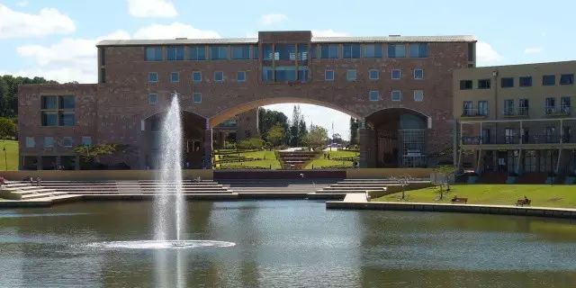 黄金海岸的澳洲第一私立大学
