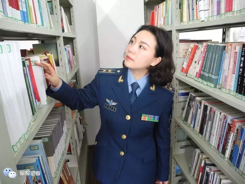 解放空军空降兵学院:马代绍俊