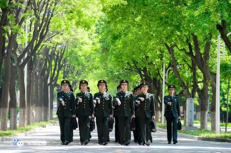 中国人民解放军火箭军工程大学_火箭军工程大学民用_火箭军大学