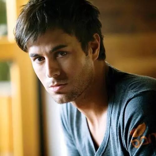 西班牙情歌之王---Enrique Iglesias