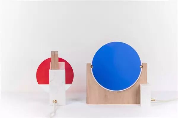 你们这些灯具怎么不上天？