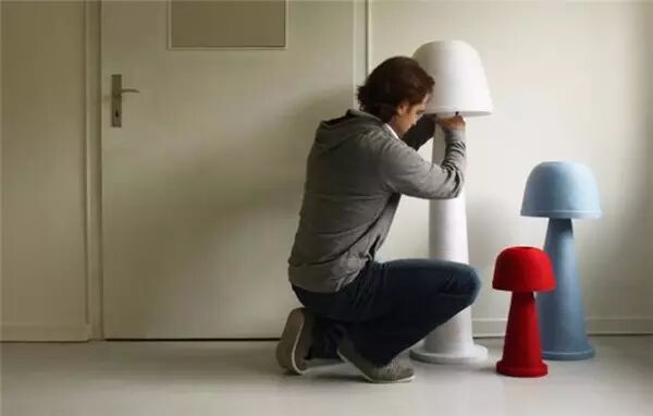 你们这些灯具怎么不上天？