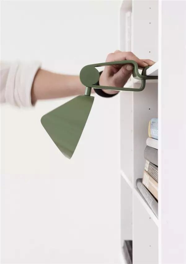 你们这些灯具怎么不上天？