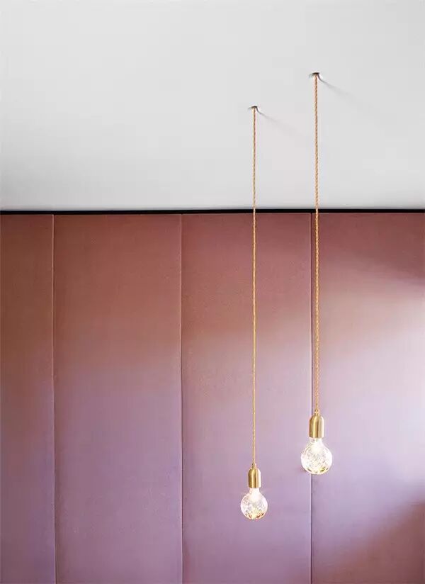 你们这些灯具怎么不上天？