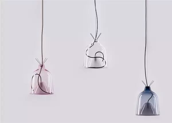 你们这些灯具怎么不上天？