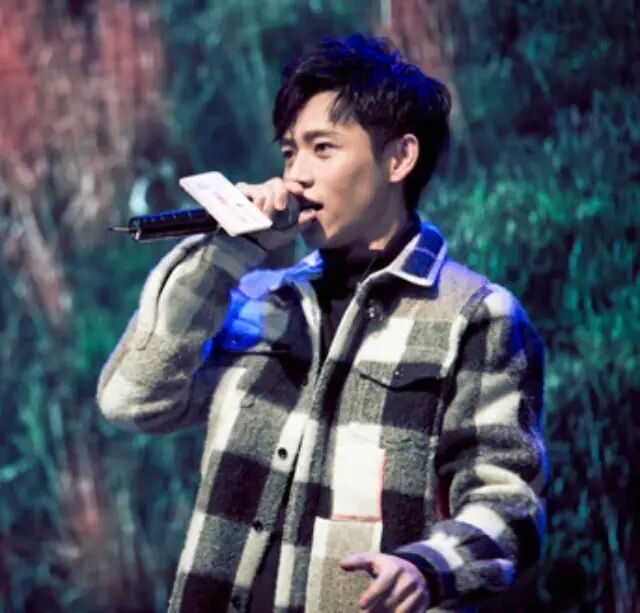 【图刊】“少女杀手”魏晨帅气来榕 自曝心中最在意的女人