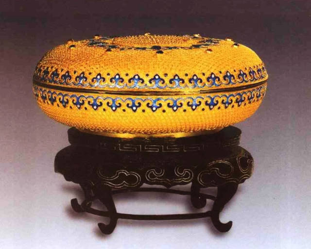 中国伝統工芸品 【中国語：花丝镶嵌 】Filigree inlaid metal