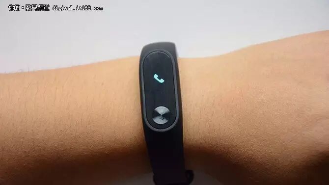 小米手环2使用评测：LED屏幕加心率检测