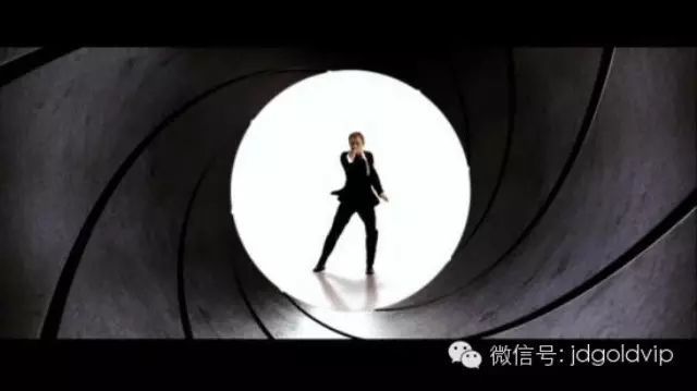 【不许不开心】丹尼尔克雷格:只有钱,才会让我继续演007