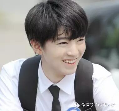 有个恋爱想跟王俊凯谈