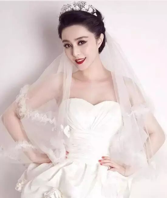 【时尚看点】范爷李晨婚纱照曝光,太美了 !