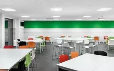 节能典范 — 比利时Aveve物流中心