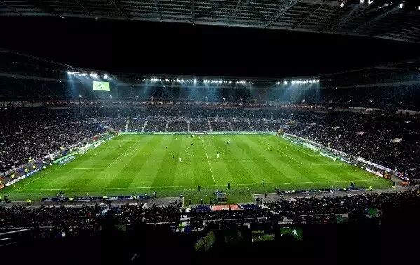 2016欧洲杯 — 索恩点亮多个主要赛场