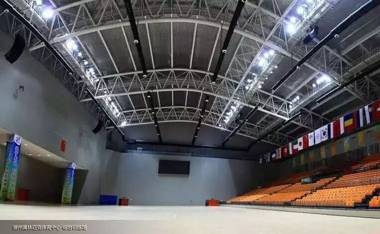 灯光说：国足昨晚2-0战胜卡塔尔队，我也见证了