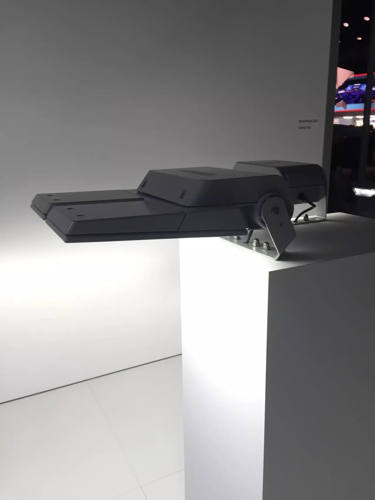 THORN:We make great lighting easy for you