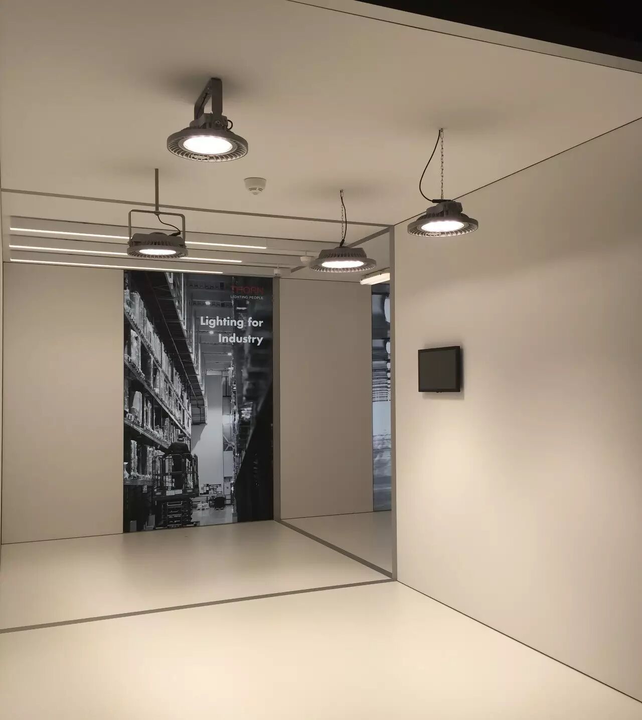 THORN:We make great lighting easy for you