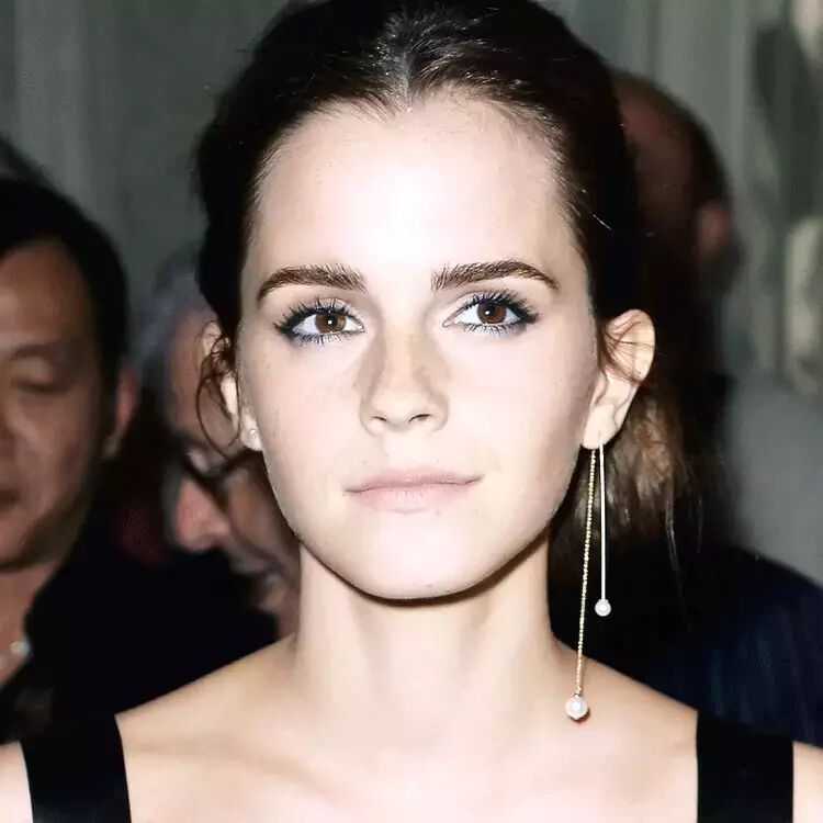 投胎指南| 20岁怀孕辍学、创立品牌,然后……就成功了-怀孕期