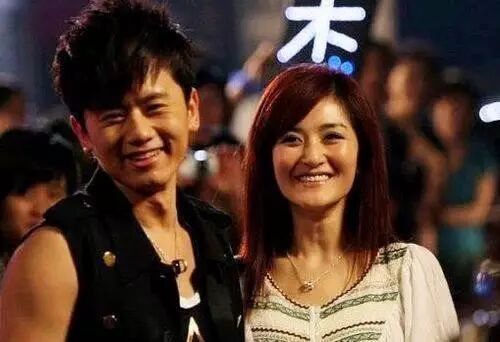 邓紫棋凭什么征服3个选秀冠军,还好有谢娜,否则张杰就...