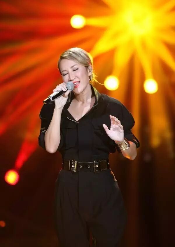 ...明明是台湾人,却要和香港邓紫棋比